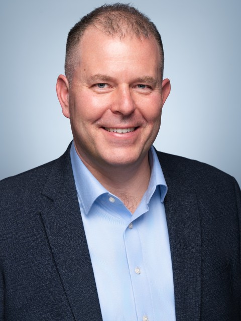 Hadi Péter - Kuratóriumi elnök